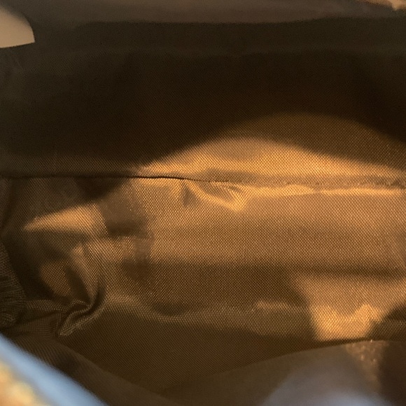 Lovevook Gold Studded Crossbody with tassel - Picture 11 of 16